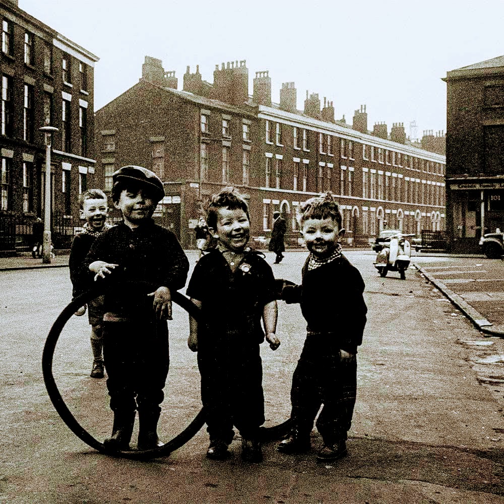 Liverpool kids England 1964